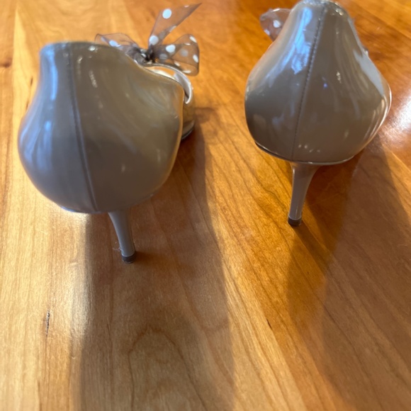 Women’s high heel shoe - Picture 4 of 5